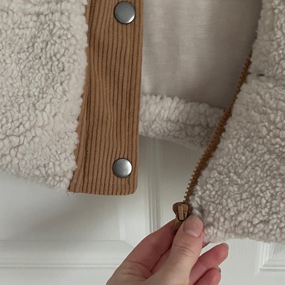 Thread & Supply Cream Label - Picture 5 of 7